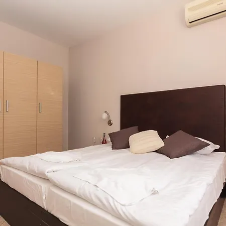 In Tarsis & Aquapark Sunny Beach