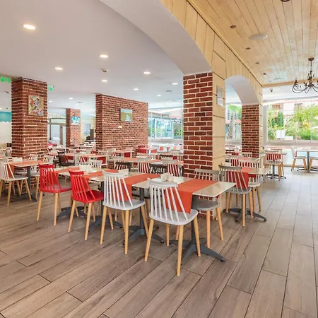 In Tarsis & Aquapark * סאני ביץ'